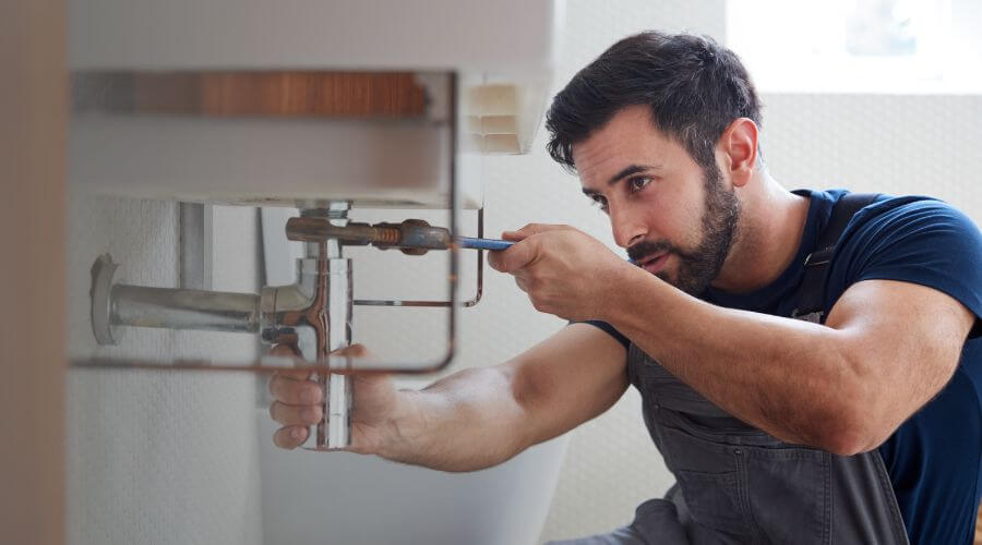 Sink faucet replacement in Lambrook, AR